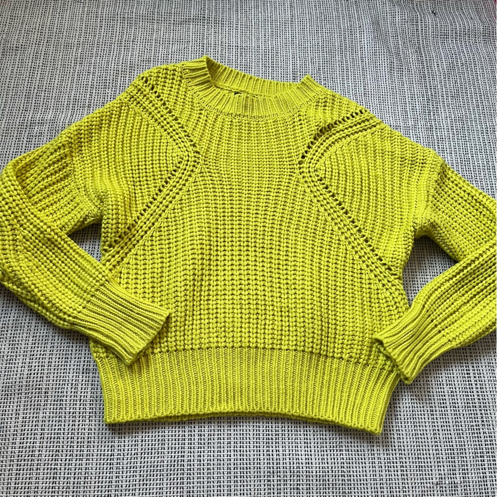 FOREVER 21 Bright Neon Yellow Knit Long Sleeve Sweater